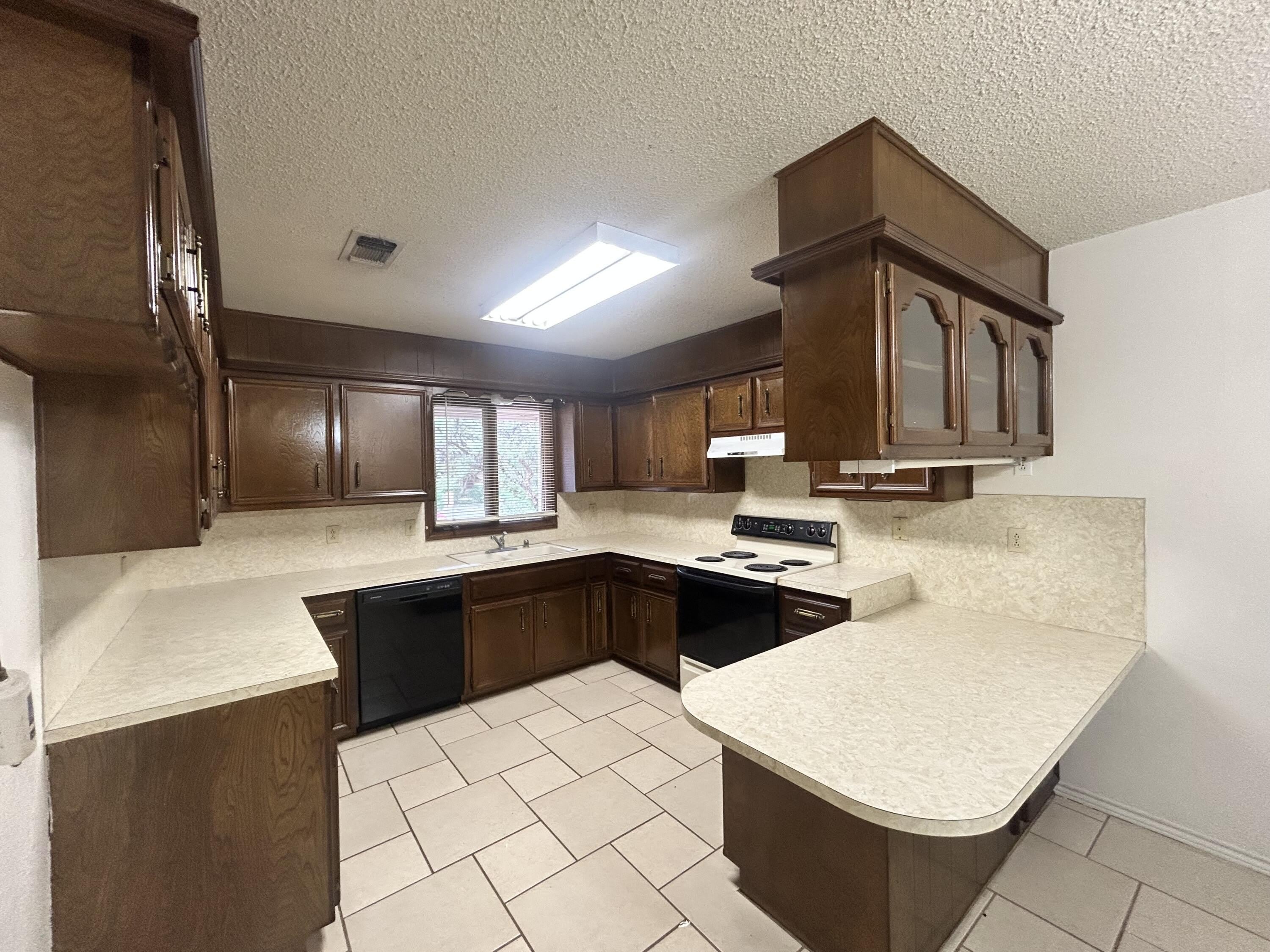4717 64th Street – photo 5