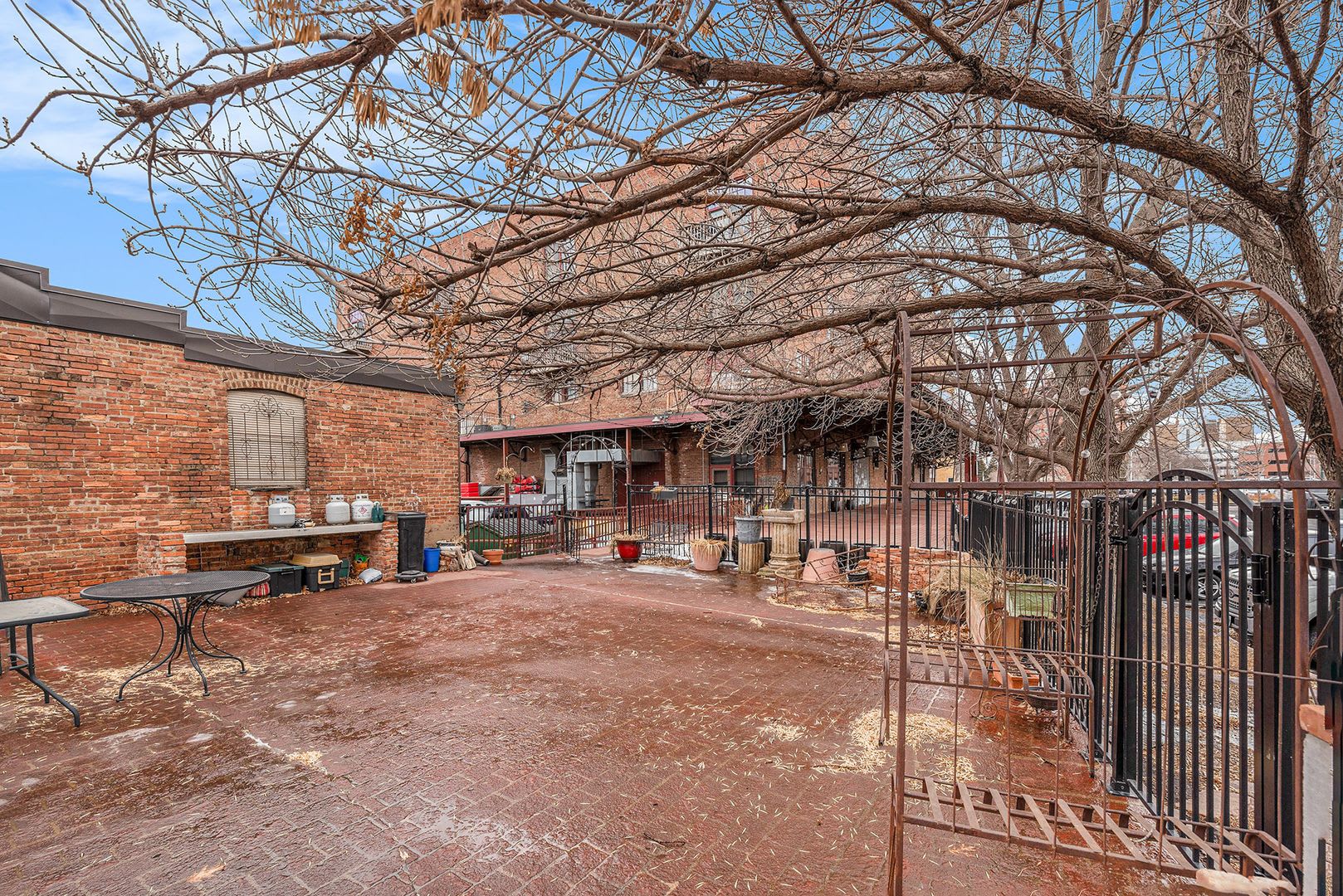 Historic Lofts next door to Steel District and Levitt – photo 5