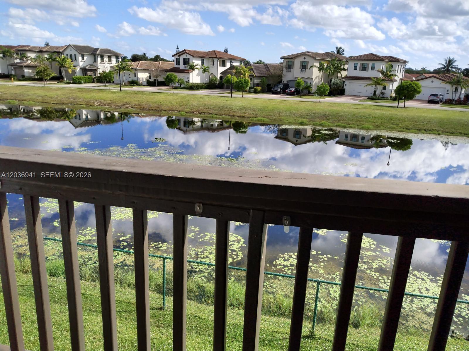 805 Southwest 113th Way – photo 1