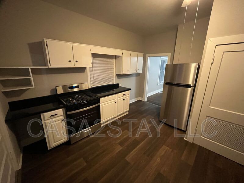 12205 Old Henry Road – photo 5