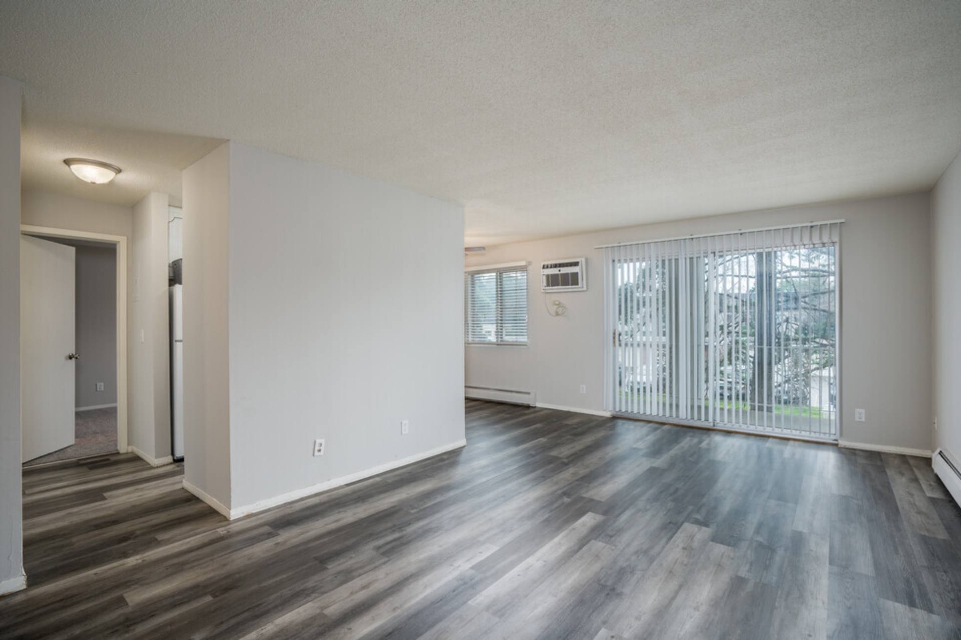 Charlton Place – photo 1