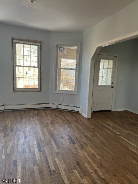 590 Hawthorne Ave – photo 5