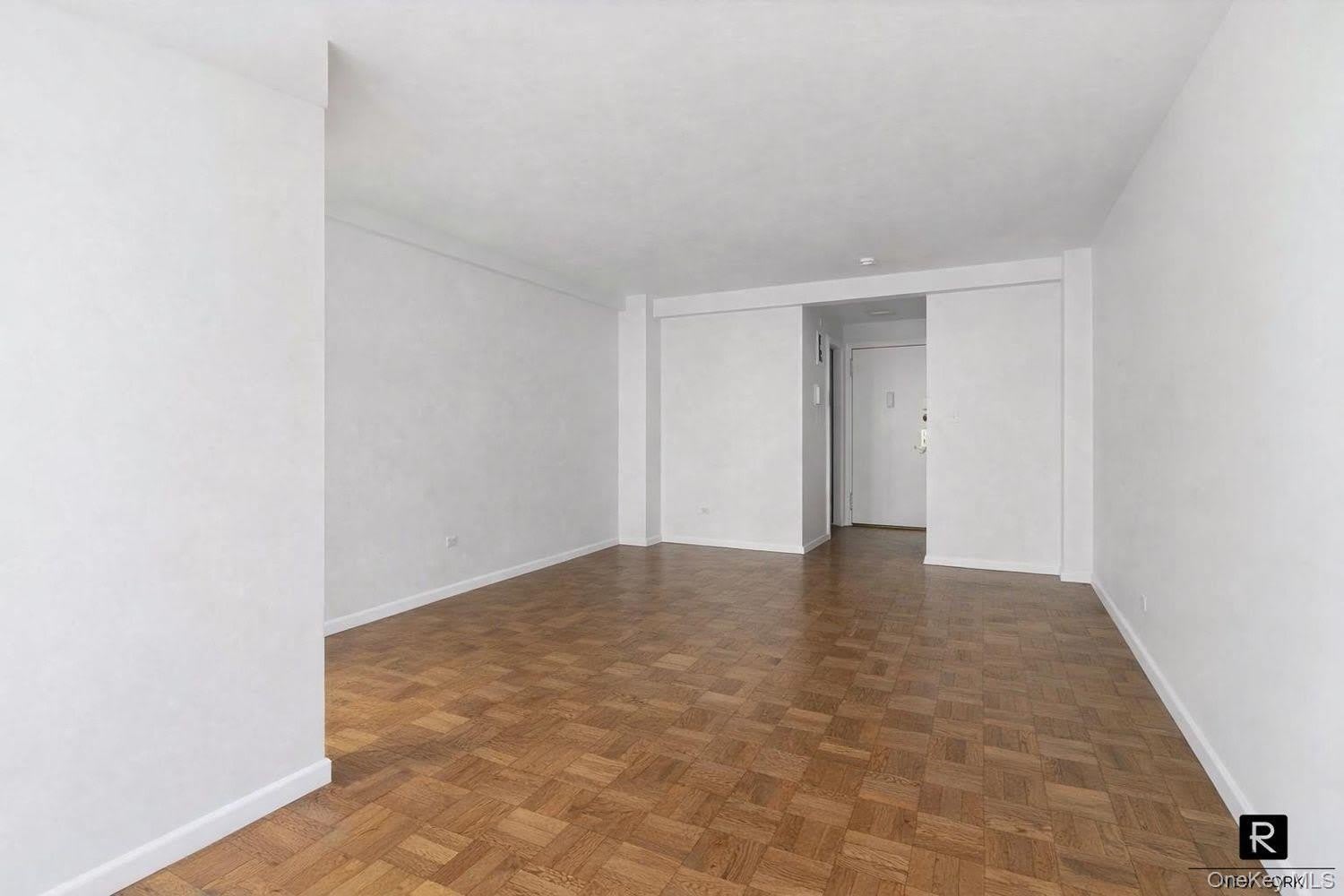 240 E 55th Street – photo 4