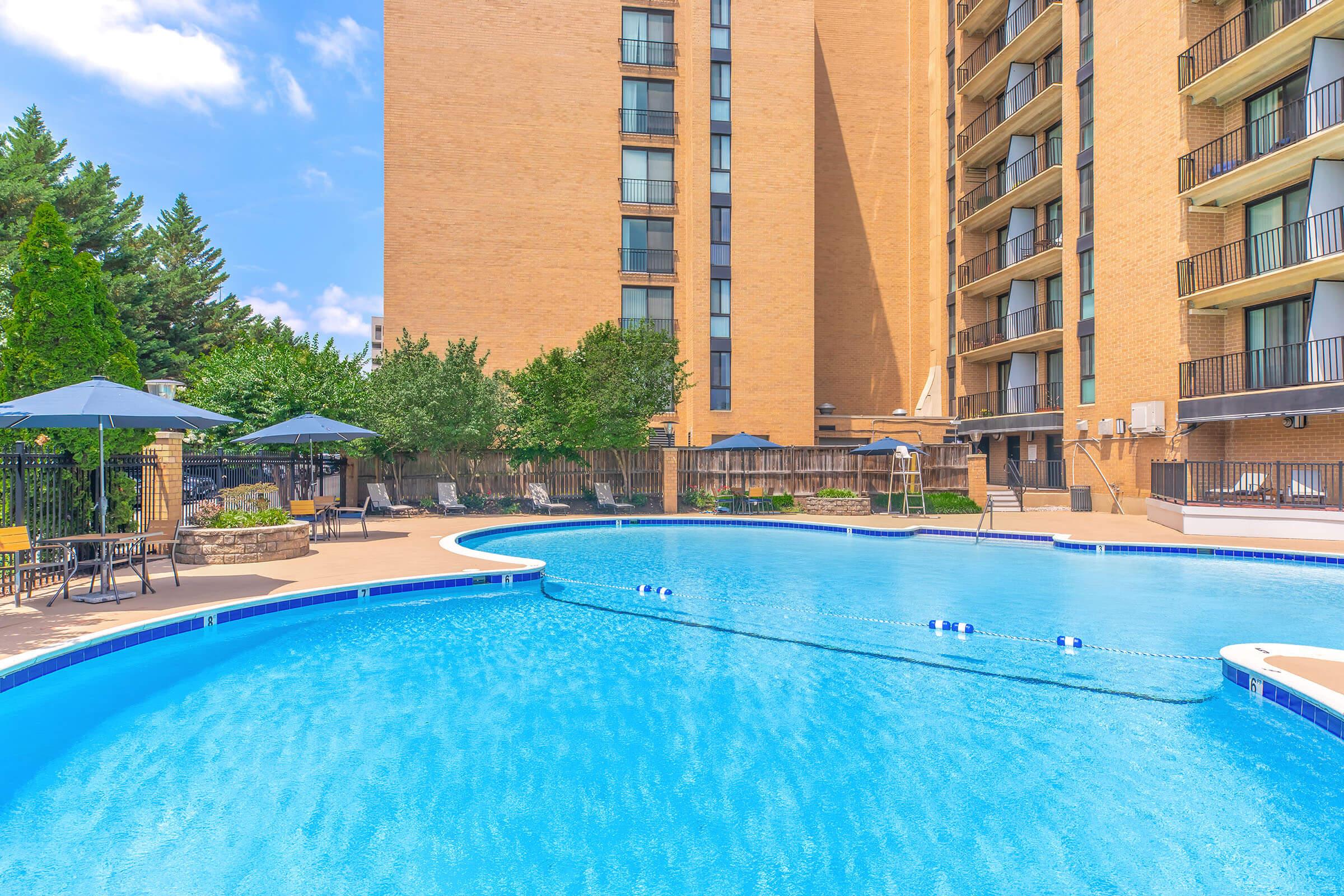 Whitestone at Landmark – photo 3
