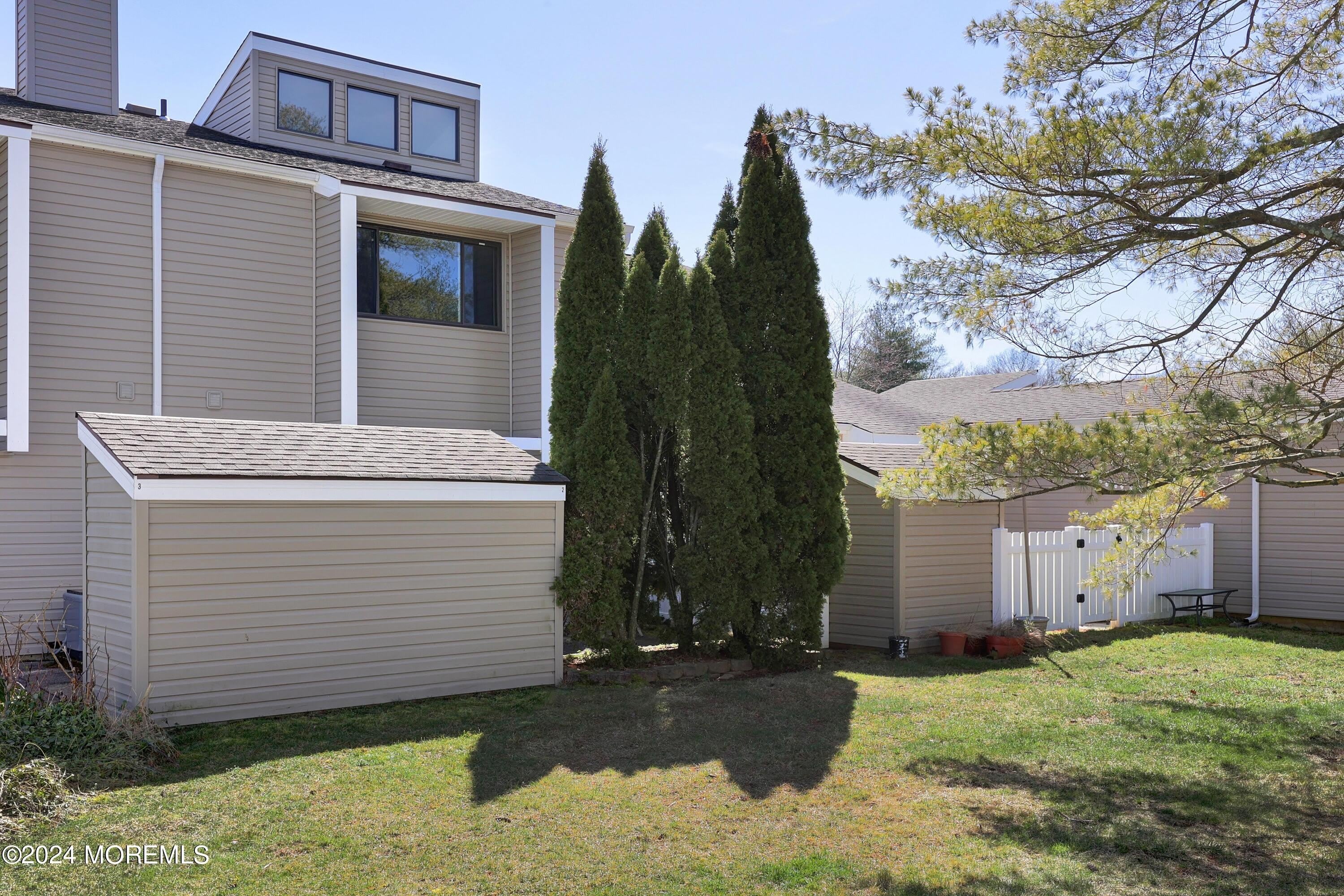 2 Elizabeth Court – photo 3