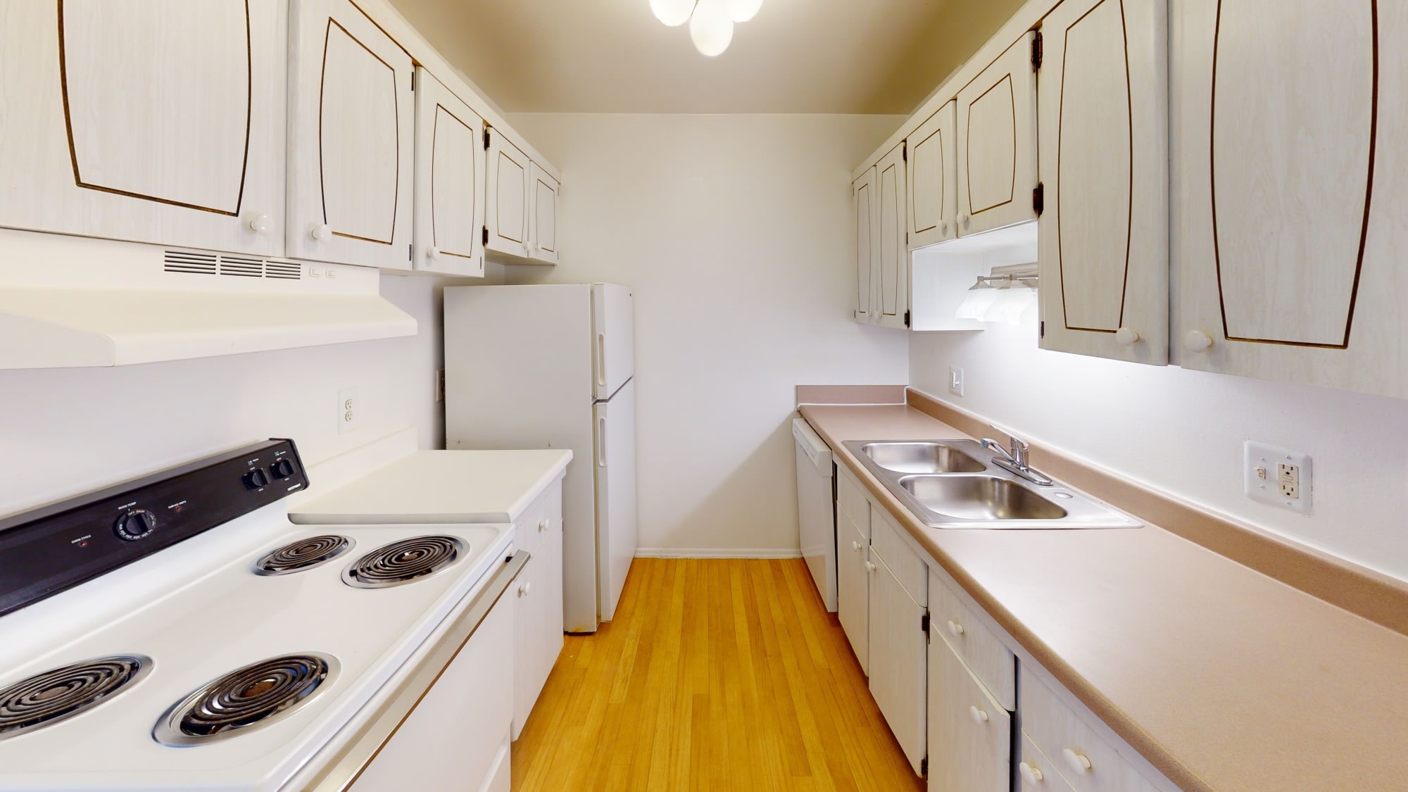Outer Drive Manor Apartments – photo 2