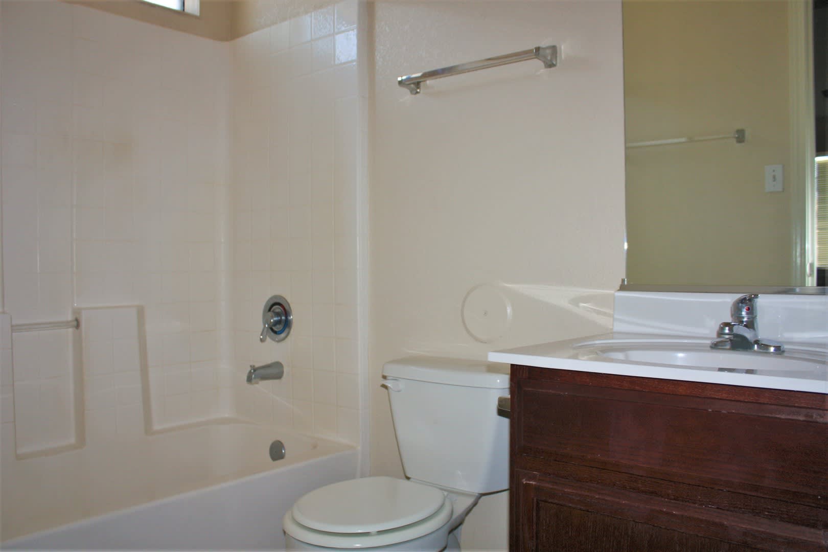 Beautiful Eastside Home – photo 4