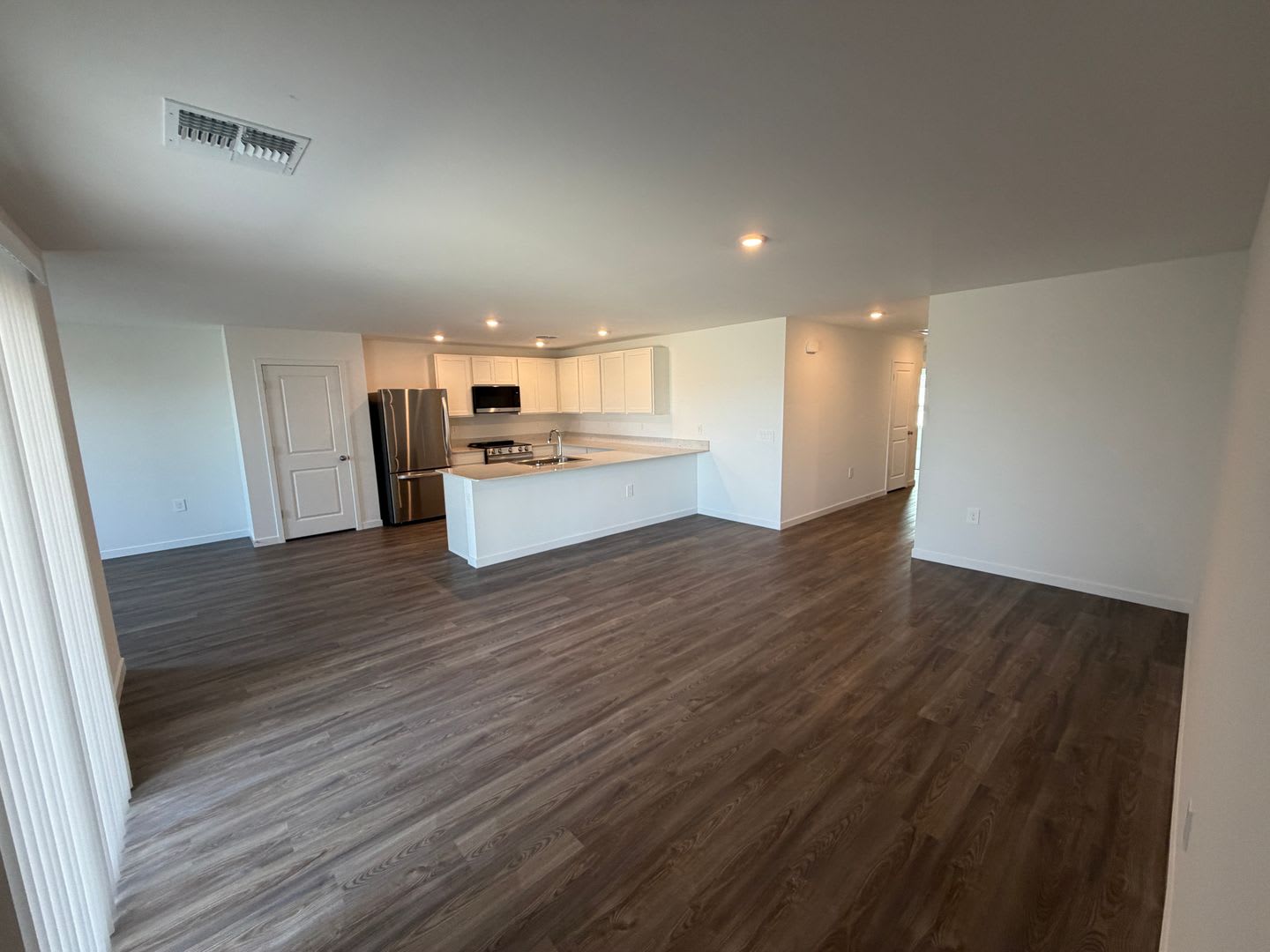 Newly Built 4 Bedroom 2 Bath in Coolidge – photo 3