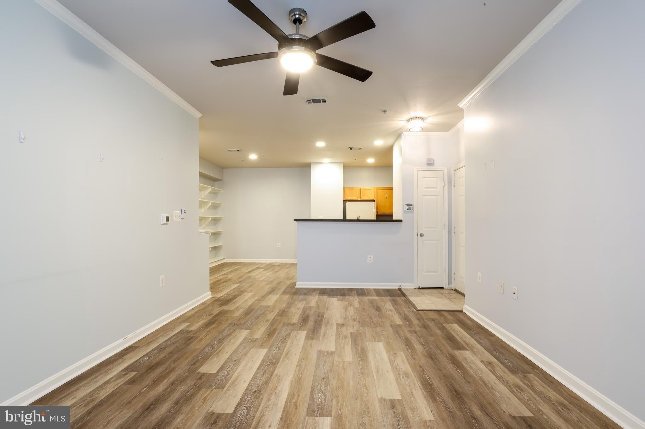 5123-A TRAVIS EDWARD Way – photo 4
