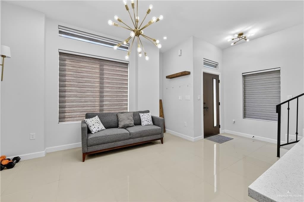 6836 N 5th Street – photo 4
