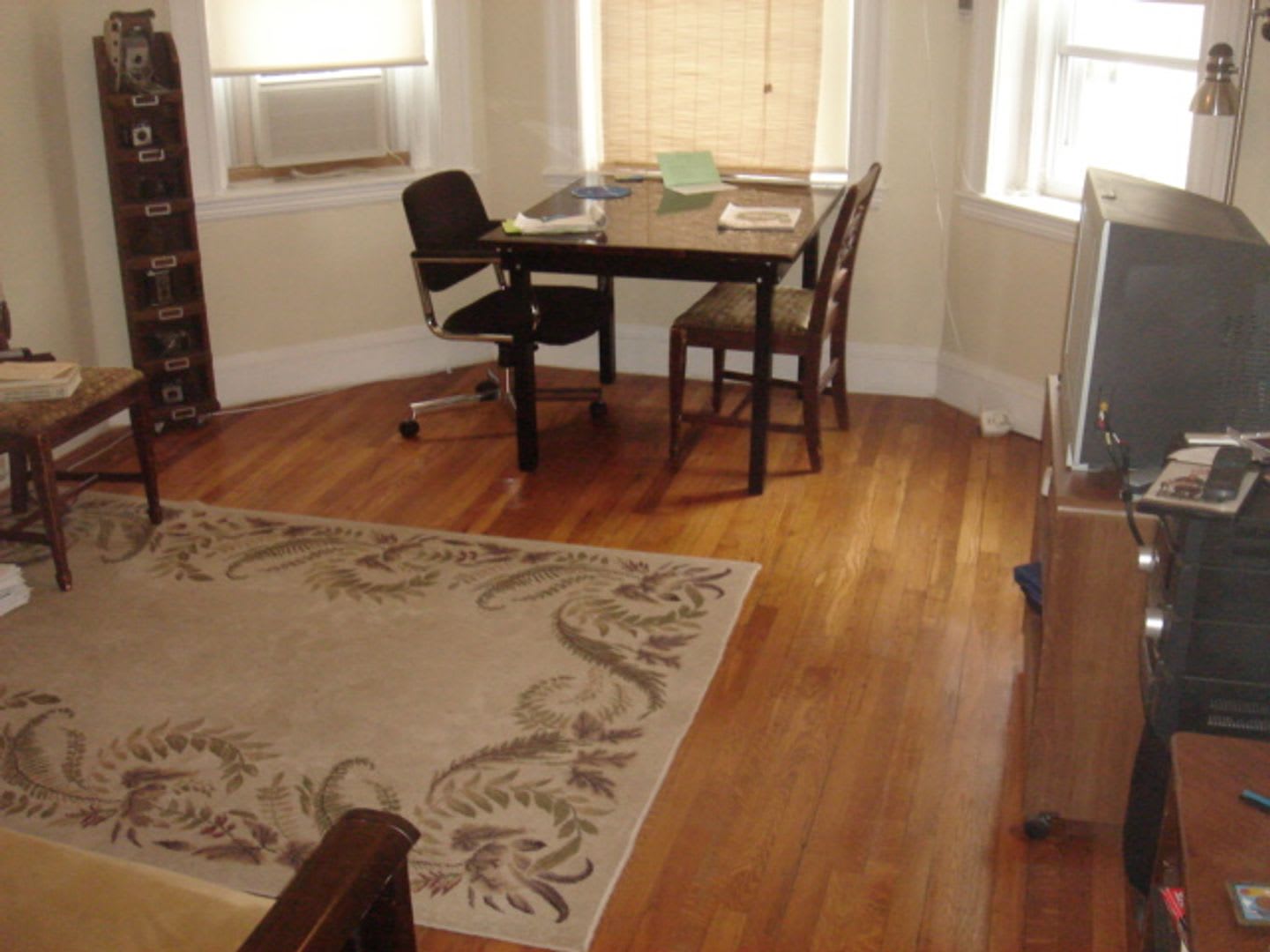NO FEE 2 Bed split for 6/1 on Green line Heat Hw inc Students ok August 1 – photo 5