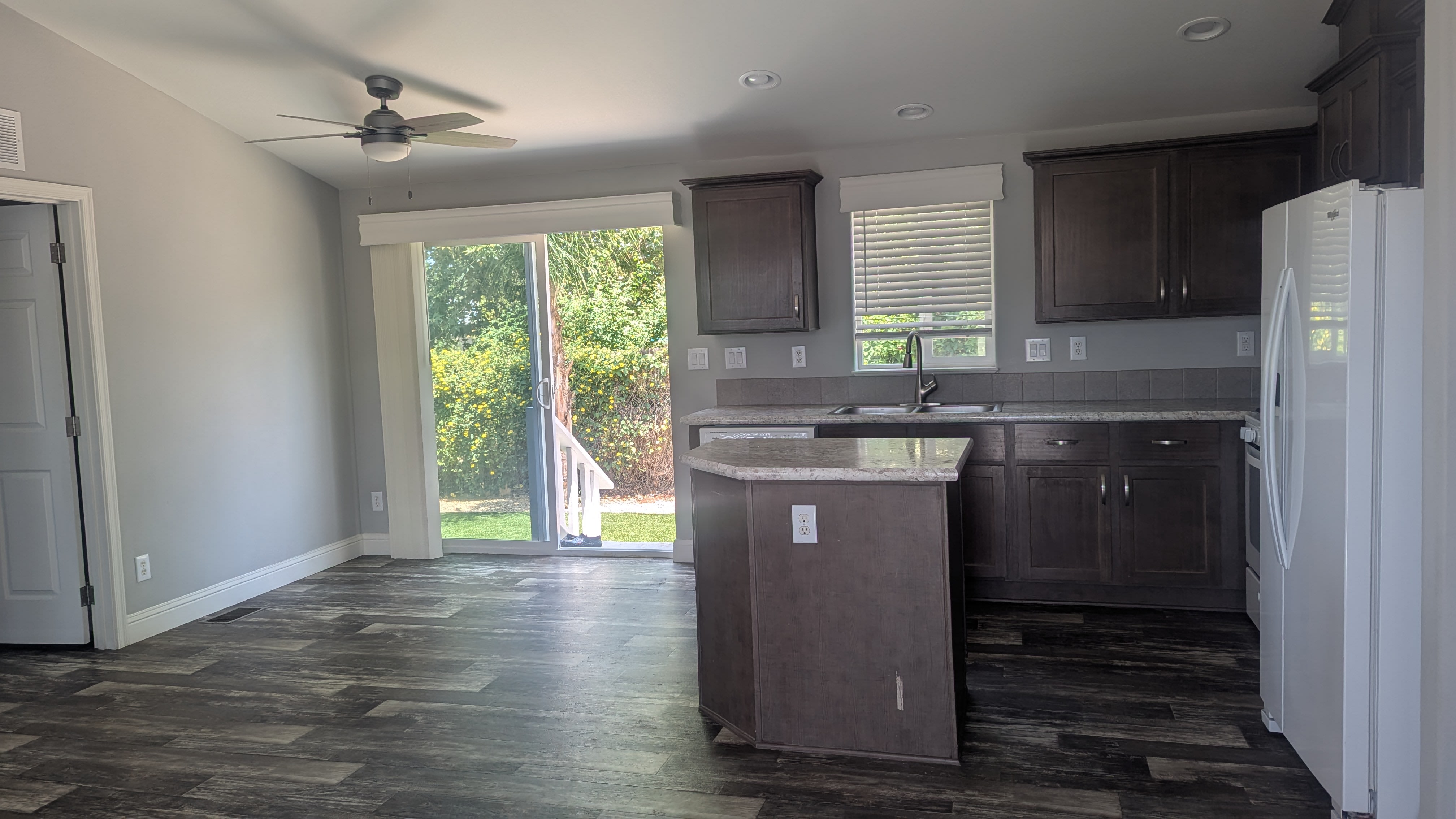 9230 Campo Road – photo 1