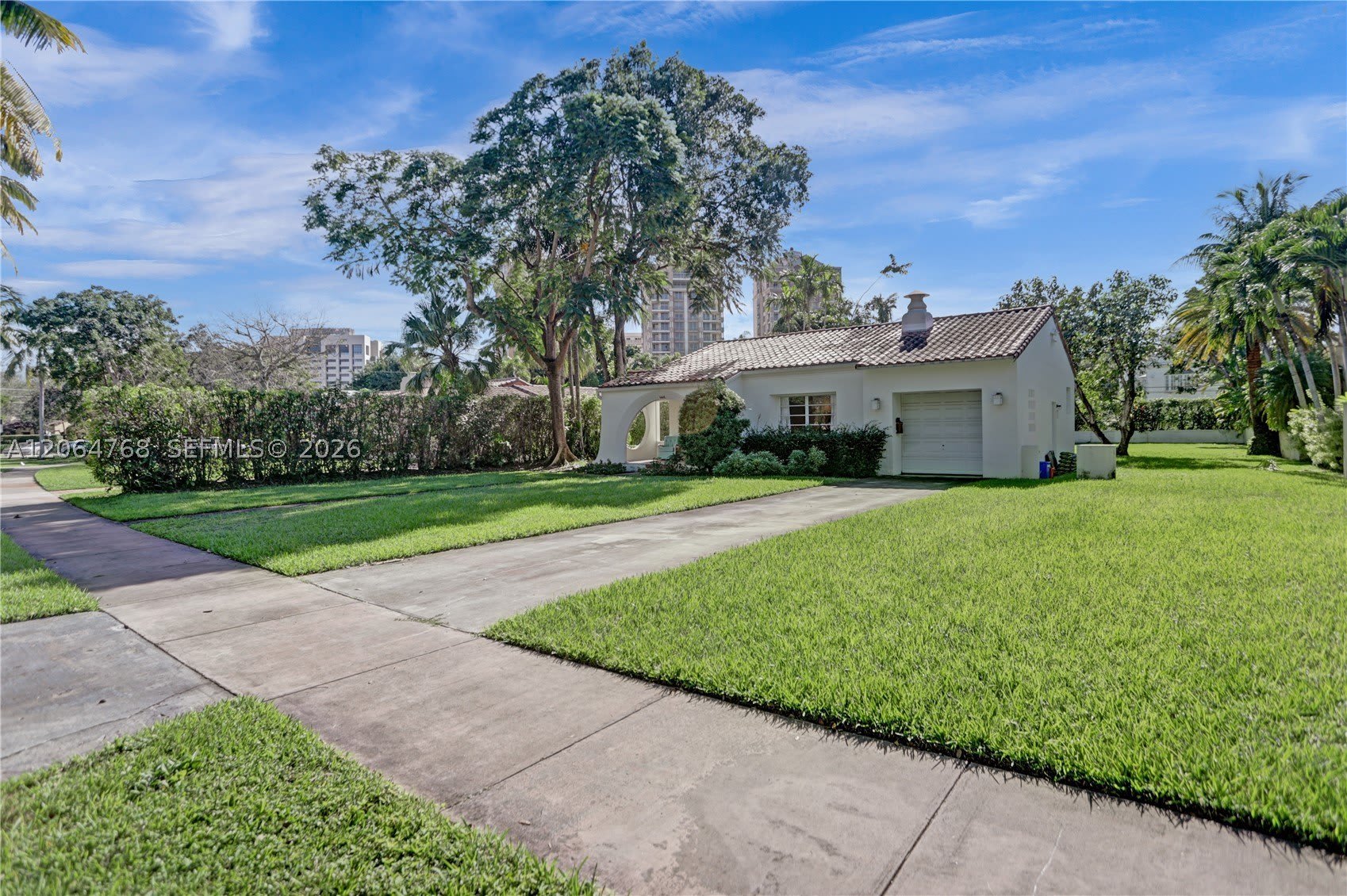 2214 Segovia Cir – photo 2