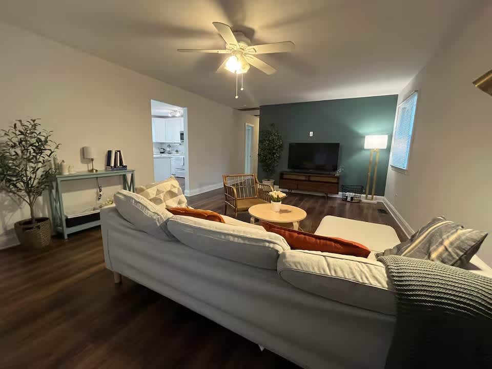 912 Mildred St – photo 4