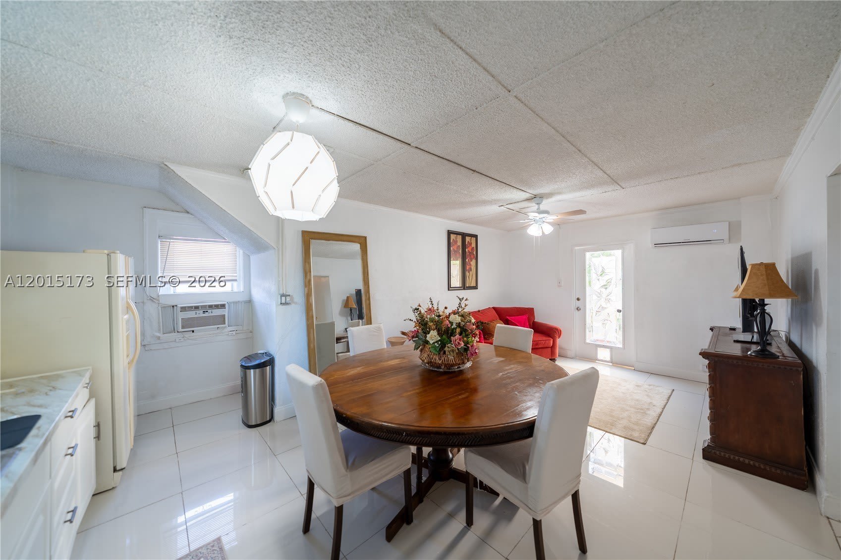1678 SW 11th St – photo 3