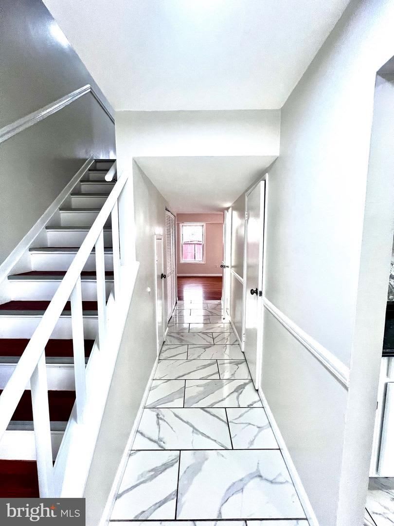 Discover Stylish Living In This Beautifully Renovated Two Level Townhome Thoughtfully Updated With Modern Finishes And Exceptional Attention To Detail – photo 2