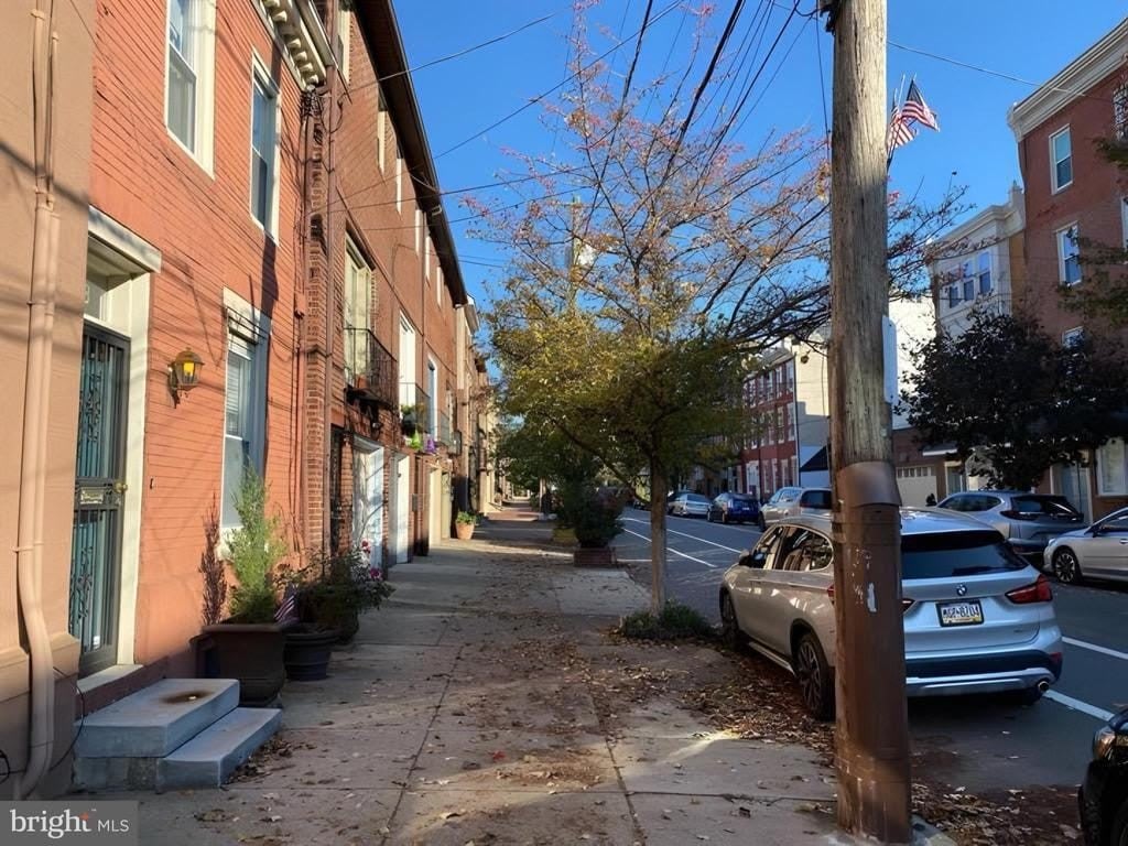 790 S Front Street – photo 2
