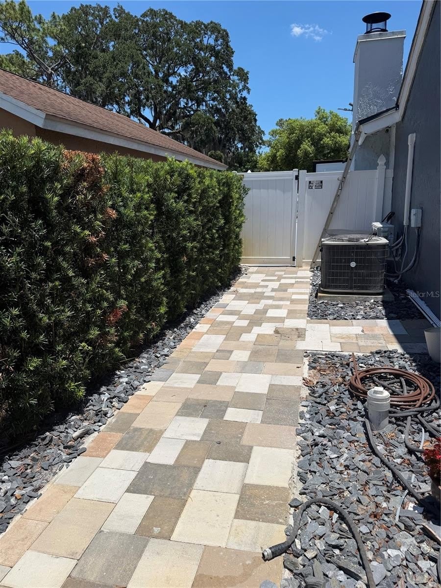 1409 PONCE DE LEON Boulevard – photo 4