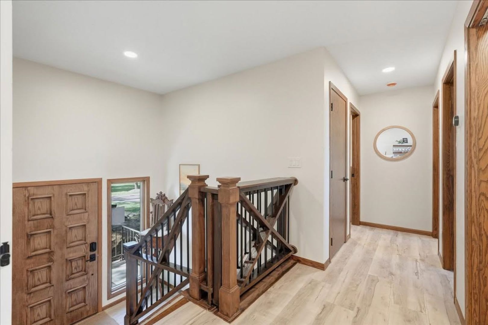 Luxury Lakefront House – photo 1