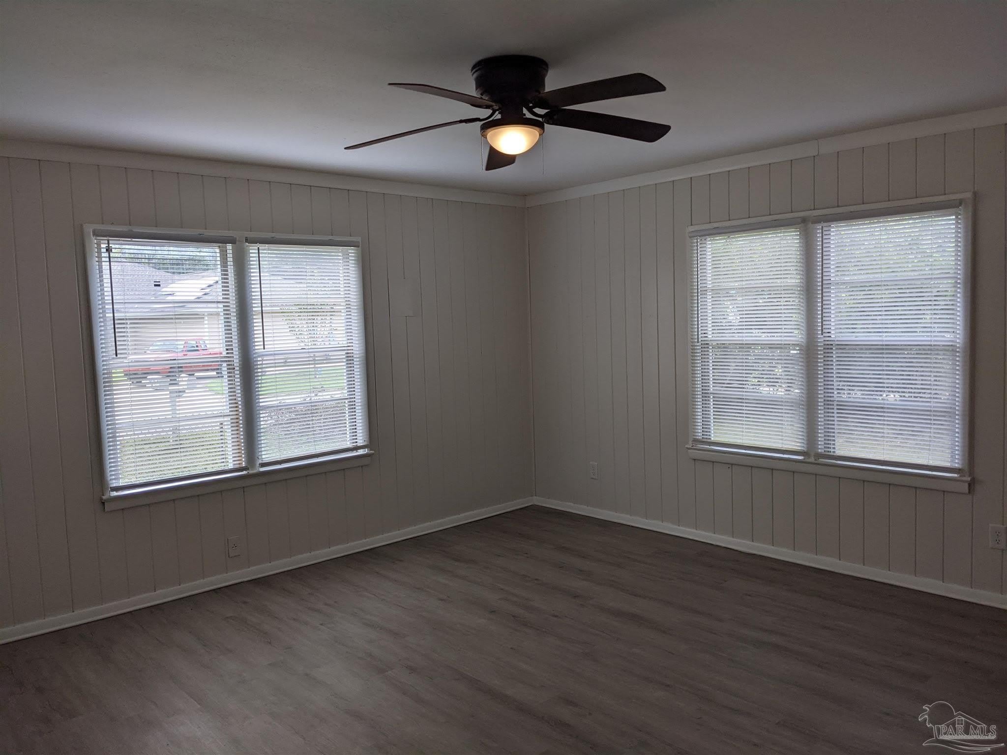 8320 Binkley St – photo 2