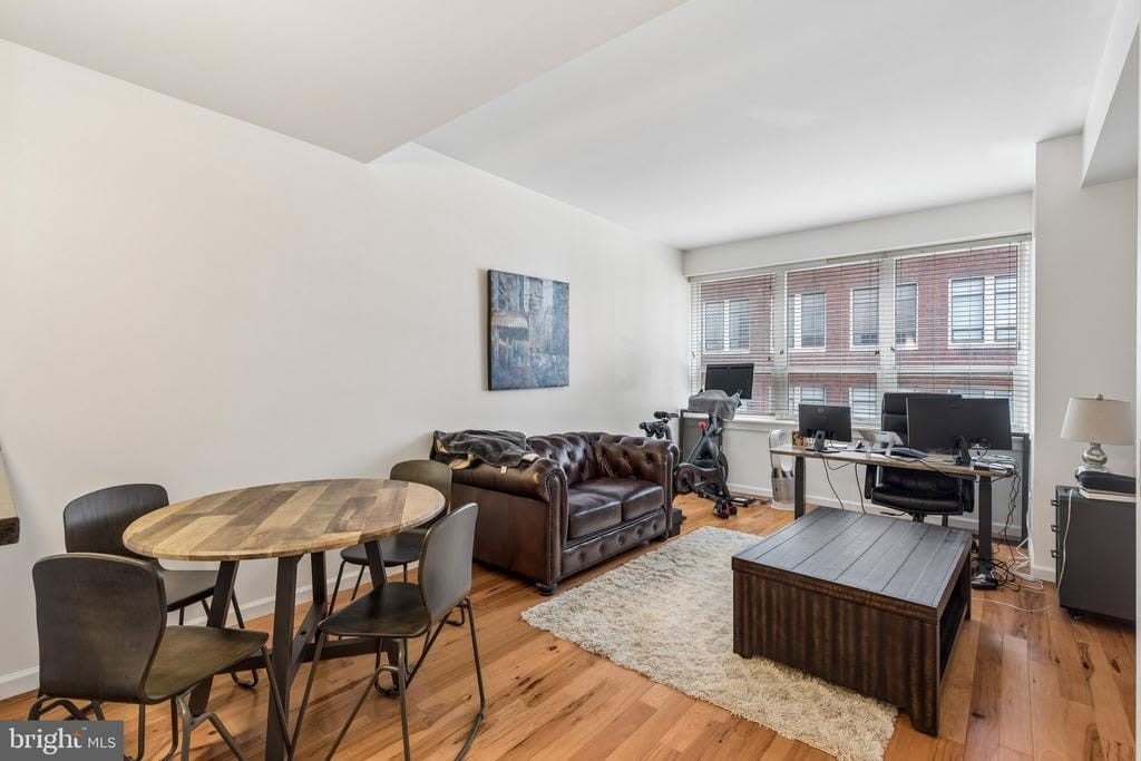 1425 LOCUST STREET – photo 5