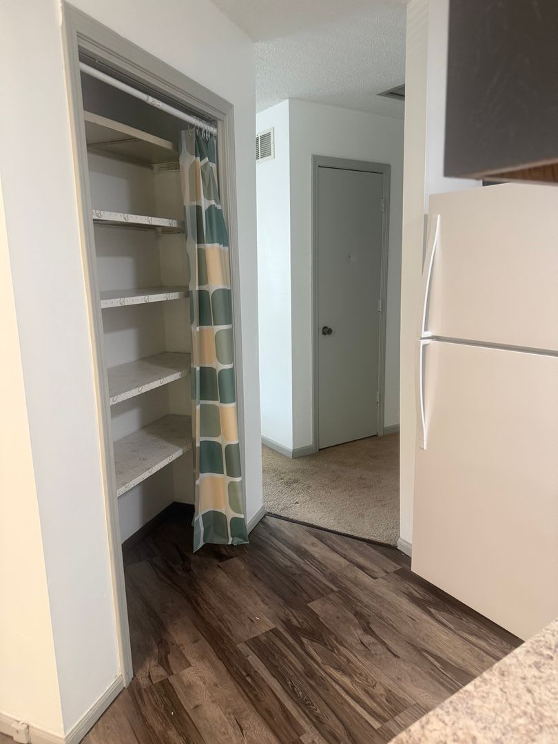 3BR Duplex with 1-Car Garage – photo 2