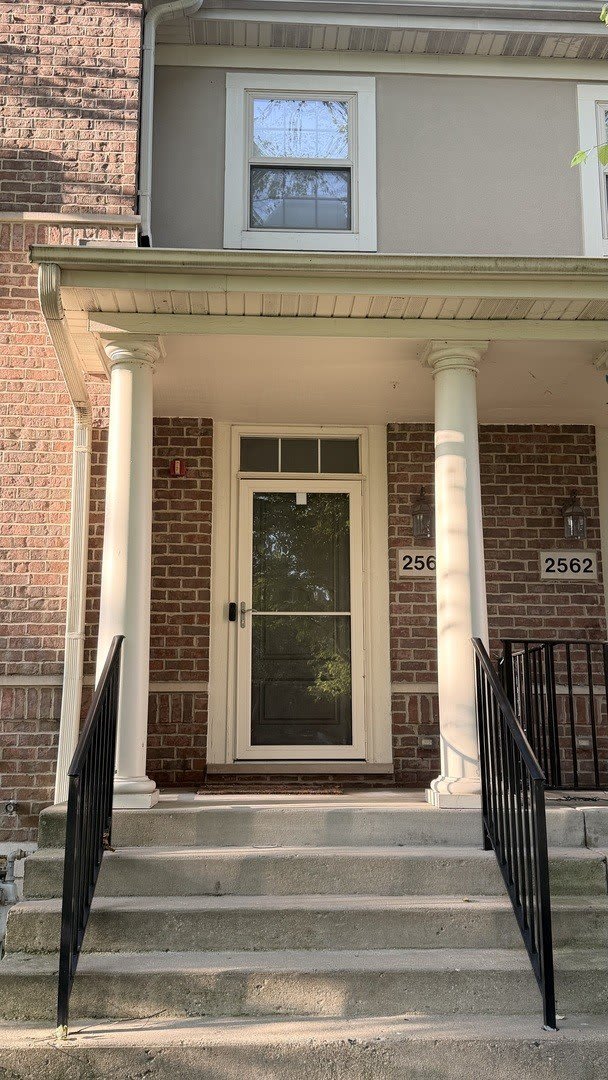 2564 Waterbury Lane – photo 2
