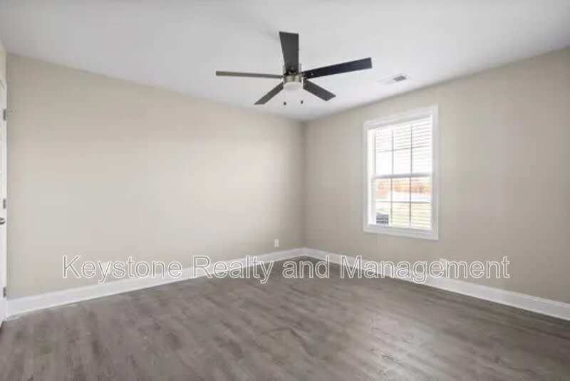 212 Secretariat Way – photo 5