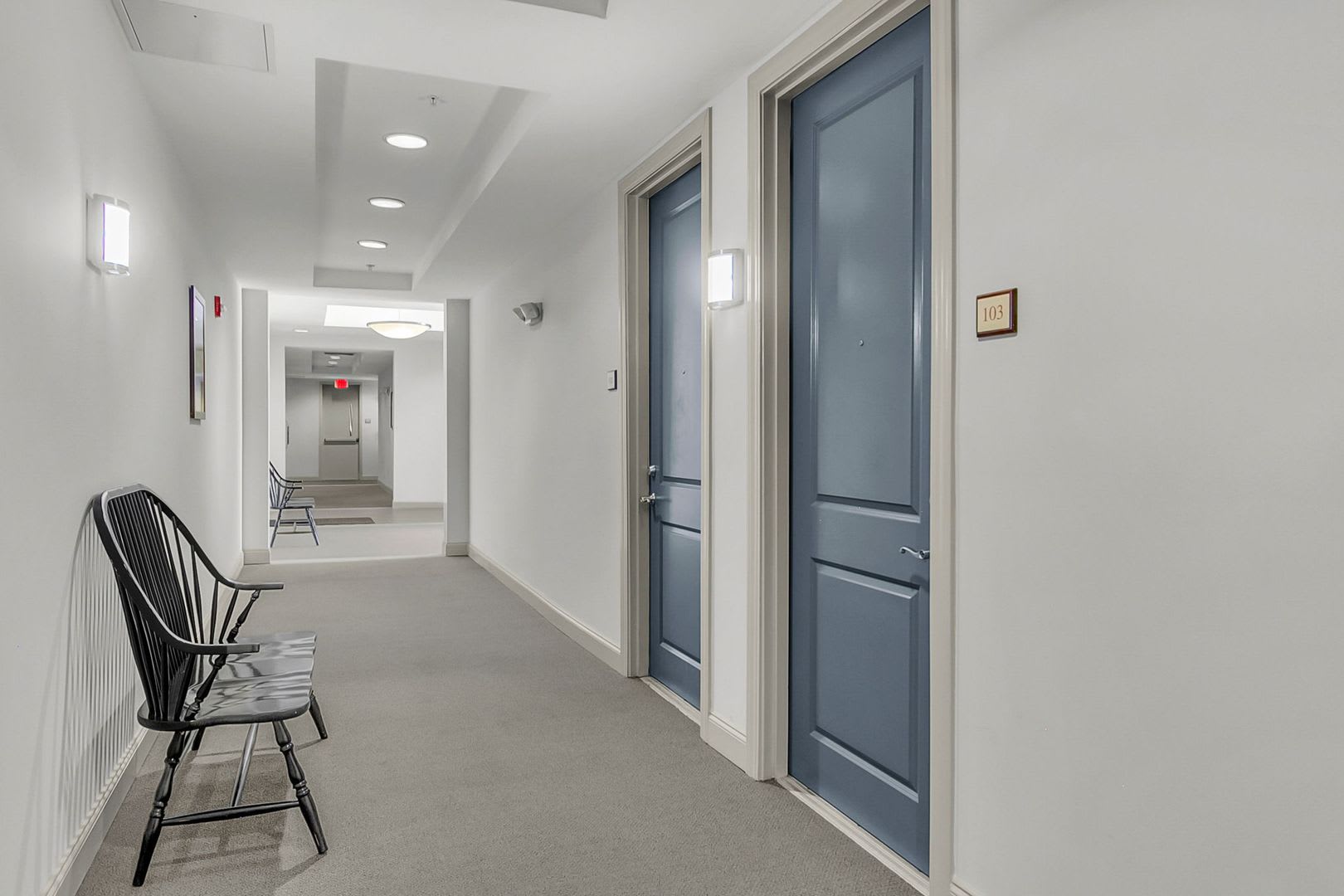 Modern Daniel Island Condo – photo 5