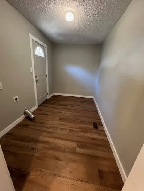 328 Woodview Avenue – photo 2