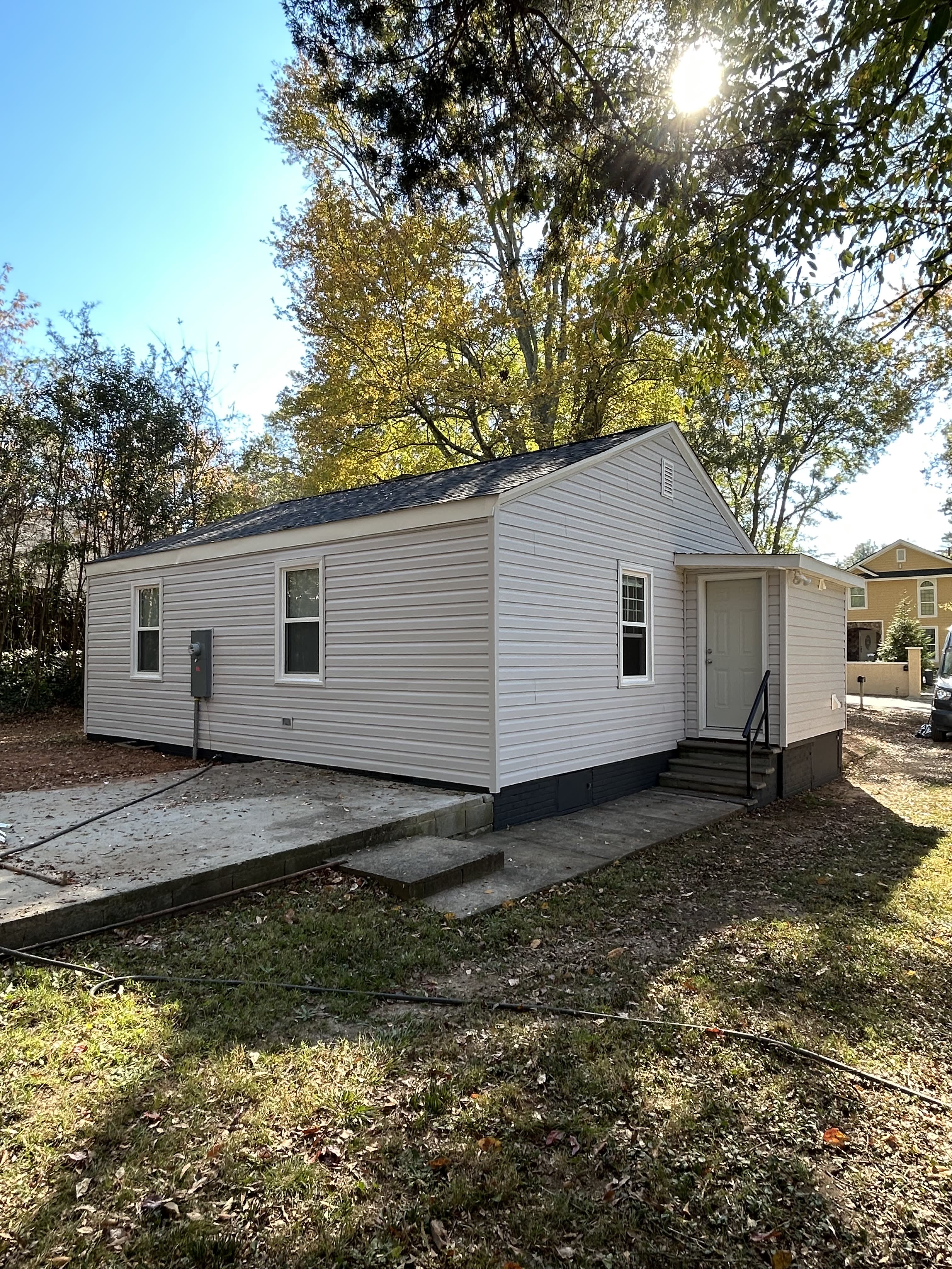 567 Houston St – photo 3