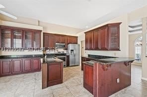 240 SW Marathon Ave – photo 5