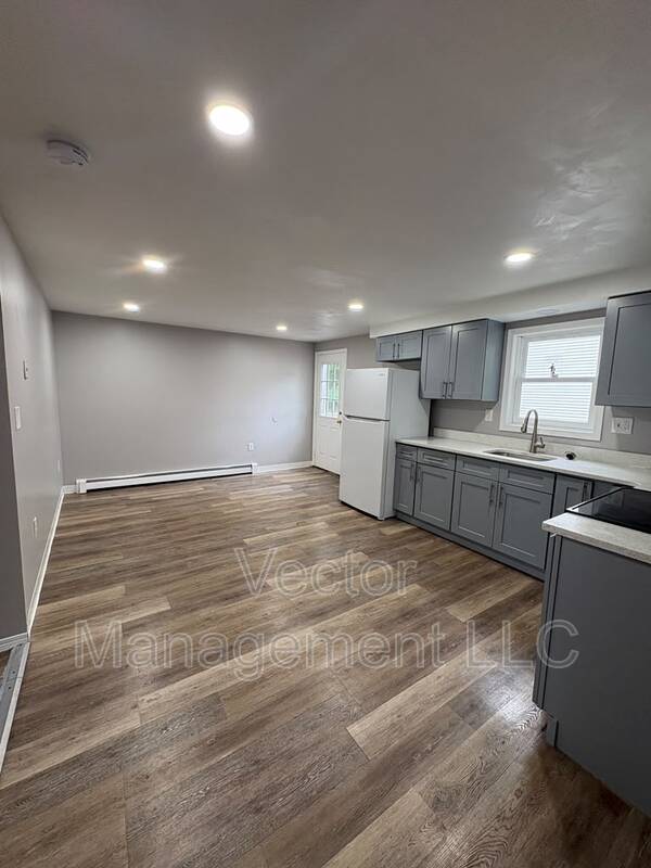 505 Howard Avenue – photo 2