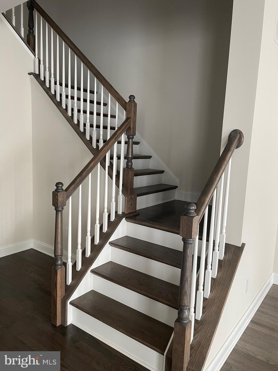 512 Lewis Street – photo 5
