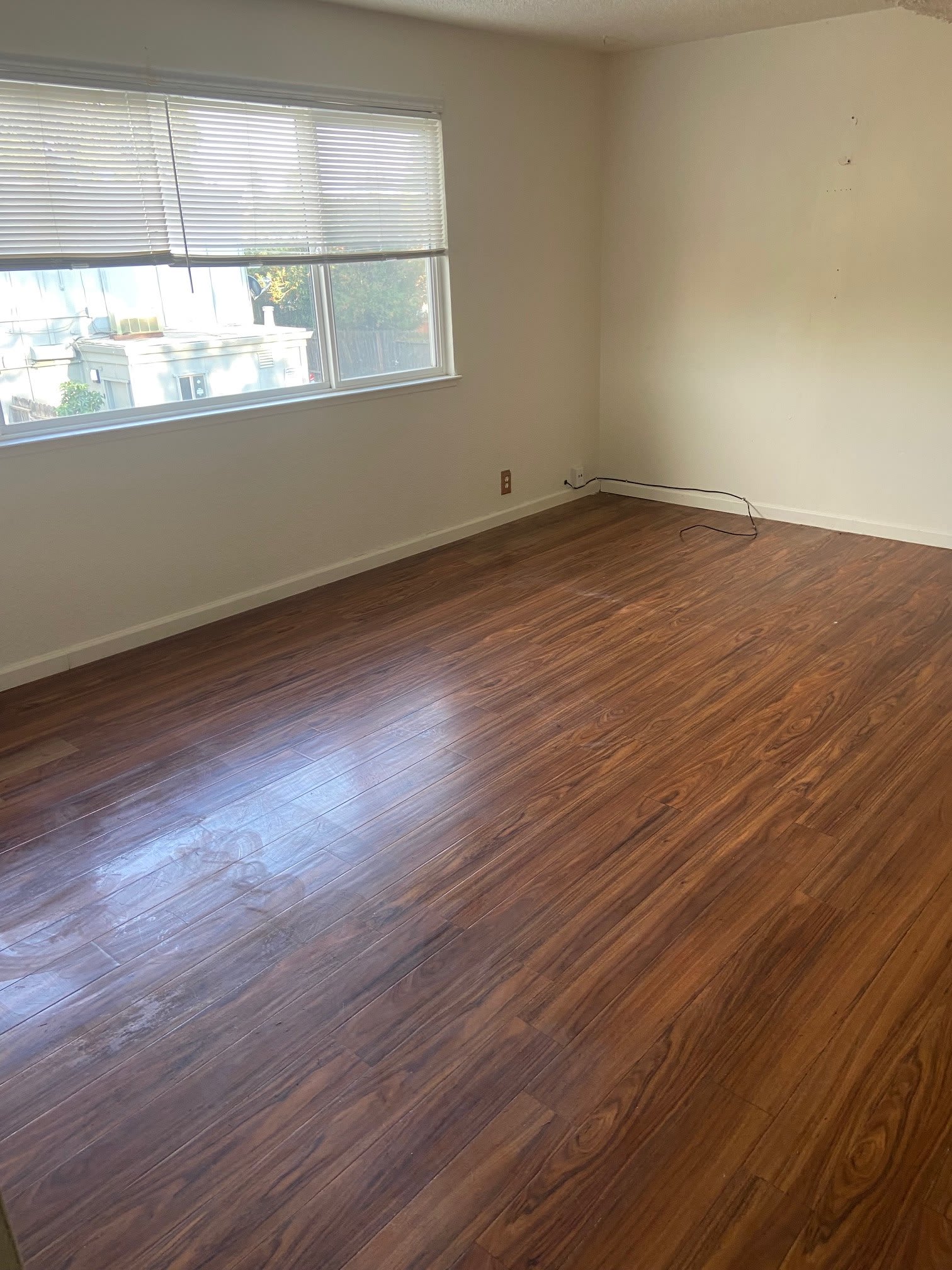 2208 Roselake Ave – photo 4