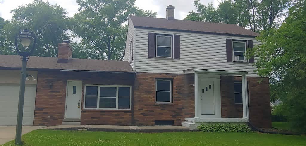 4425 North 105Th Street – photo 2