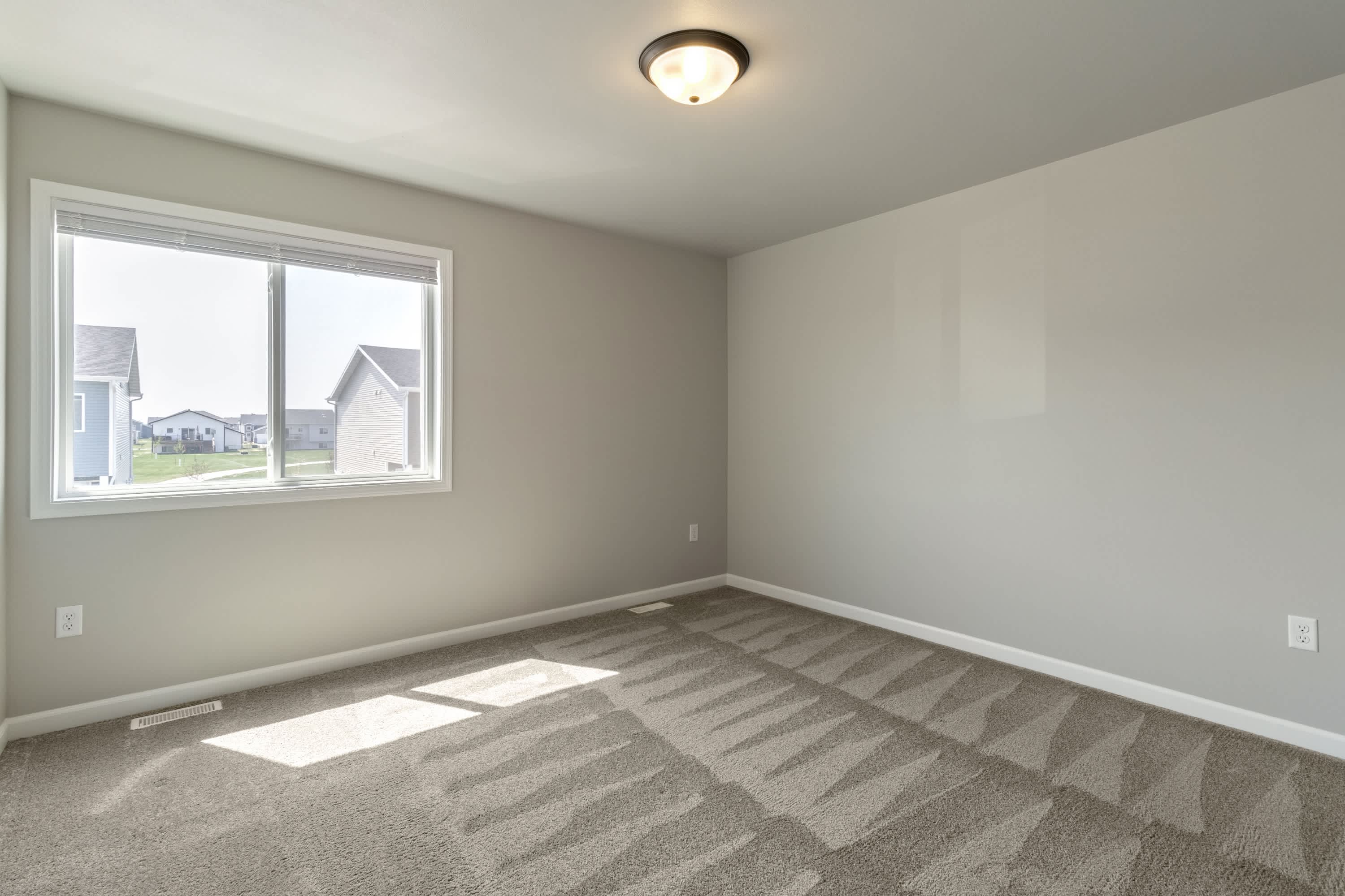 826 United Dr 1 – photo 5
