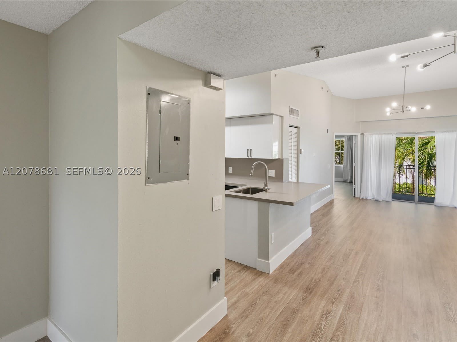 155 NW 96th Ter – photo 4
