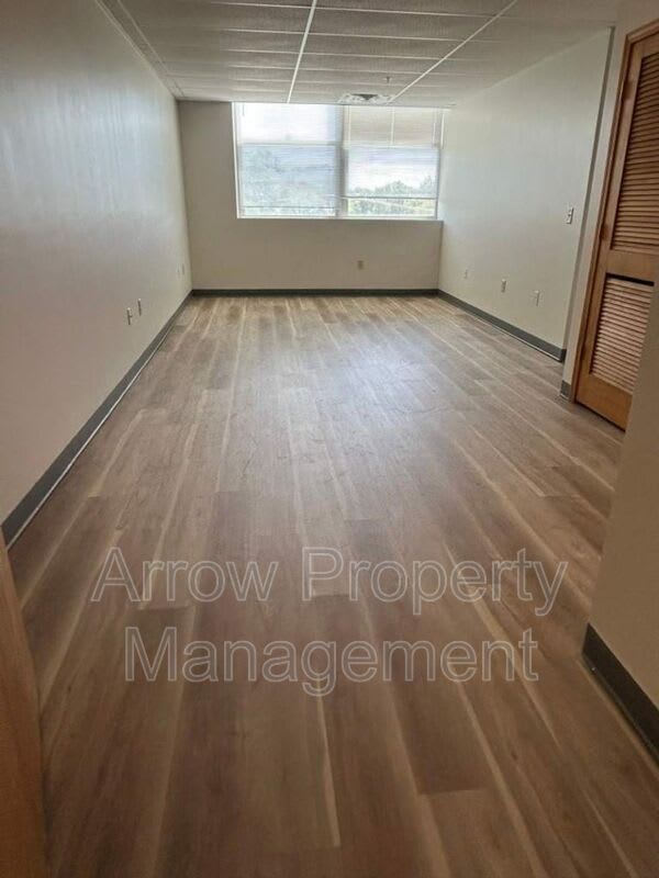 731 E Crawford-3B – photo 2