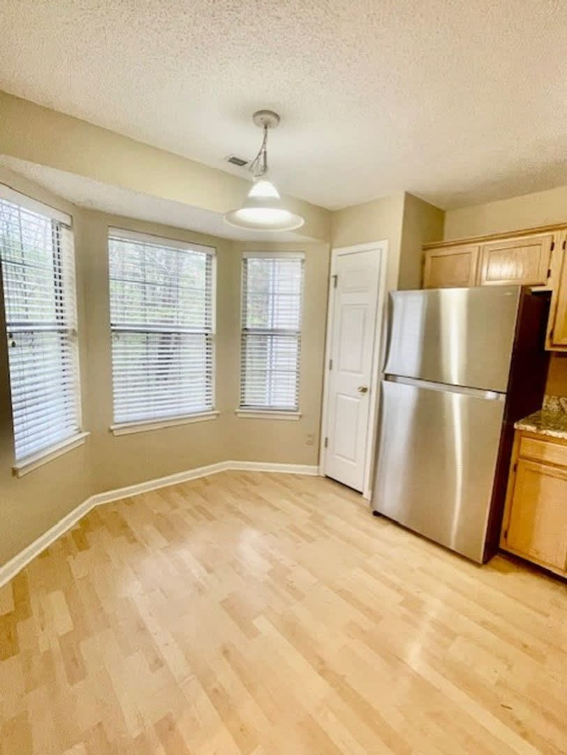 Beautiful, spacious Ballantyne Area Ranch for rent! This beautiful 3 BRs, 2 BA home – photo 4