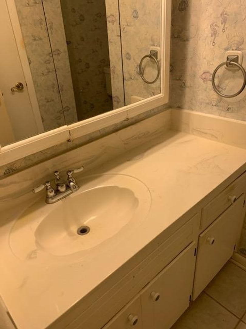 QUESTIONS PLEASE – photo 3