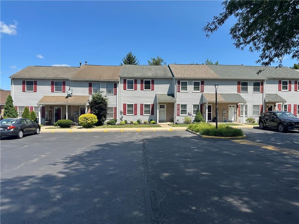 10 Fort Lee Court – photo 2