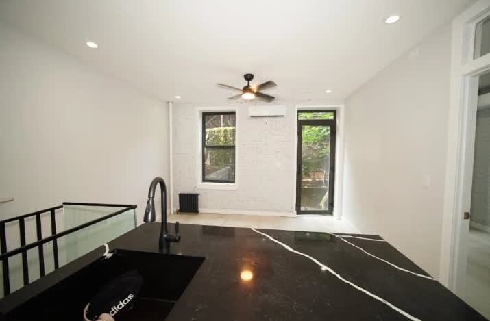 198 Stanton St – photo 3