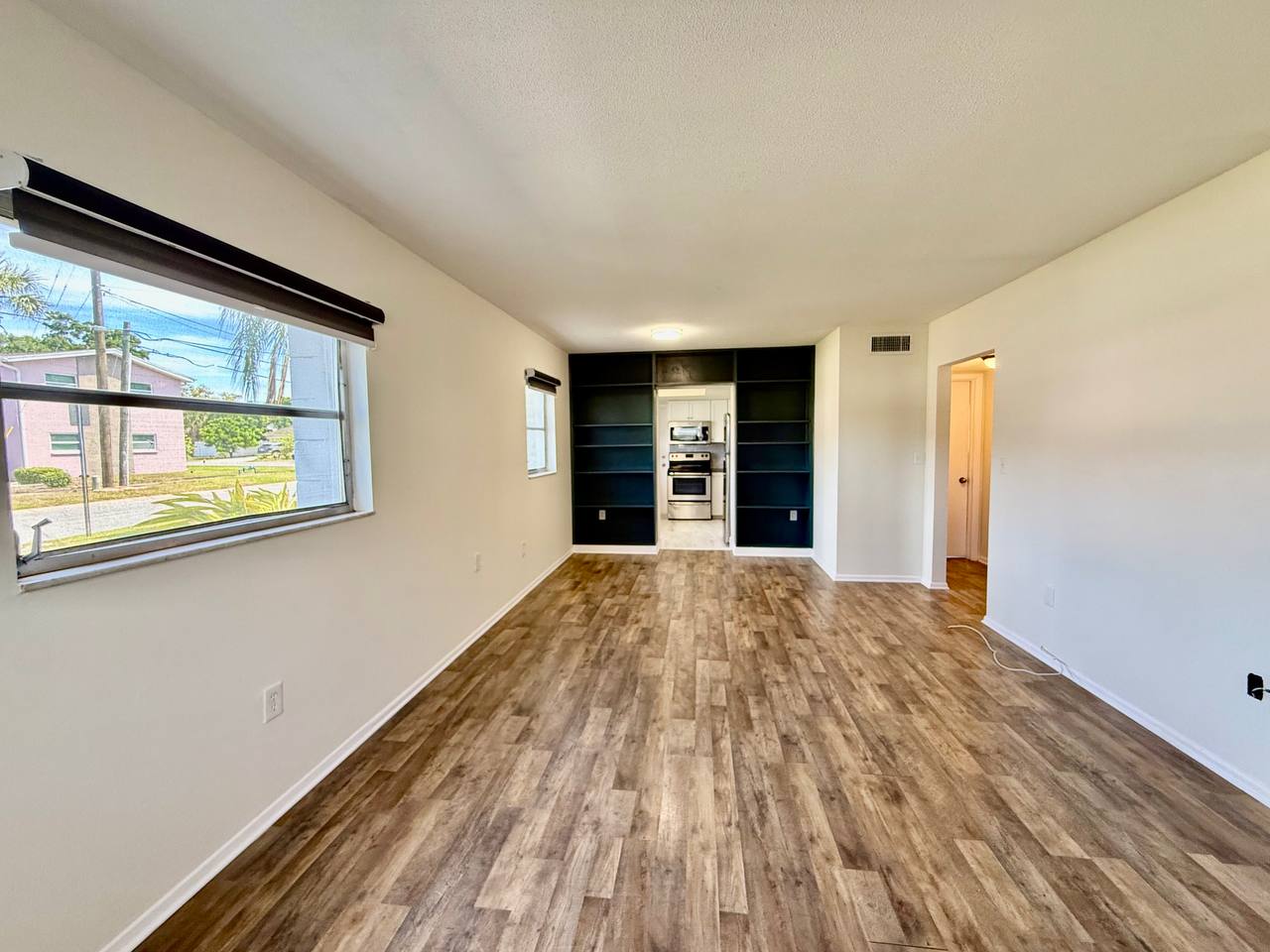 3460 32nd Ave N Apt 101B – photo 2