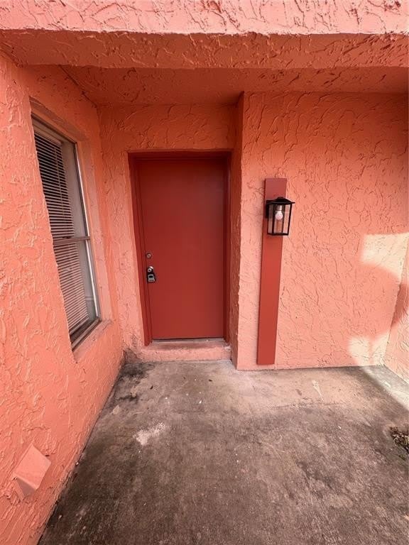 5621 NW 16th Street – photo 2