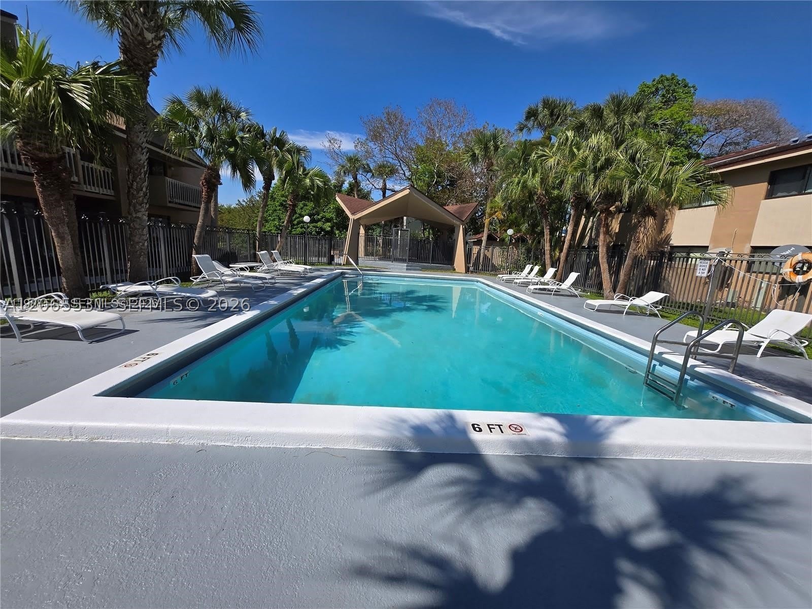 15407 SW 80th St – photo 4