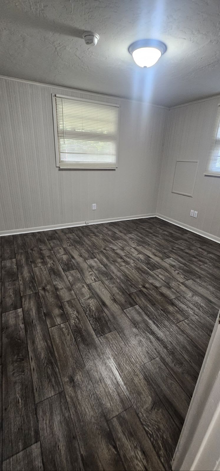 1105 W Jefferson Blvd – photo 5