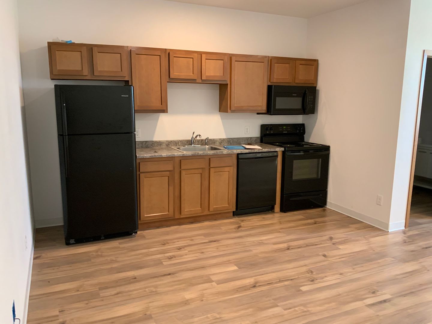 Deer Creek Apartments – photo 3