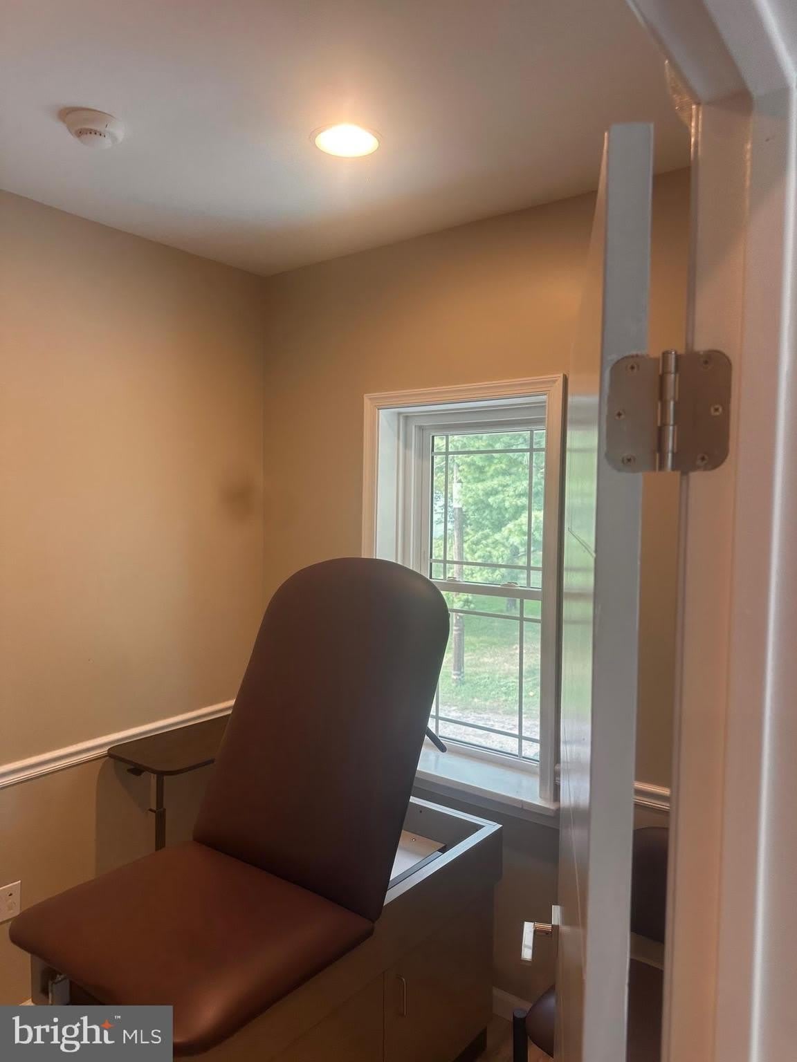 443 MILL Street – photo 4