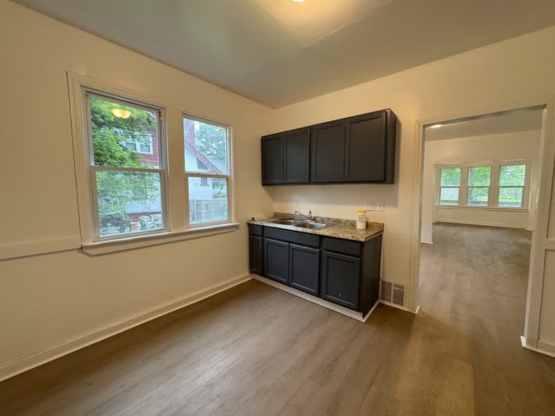 4720 Garland Street – photo 5